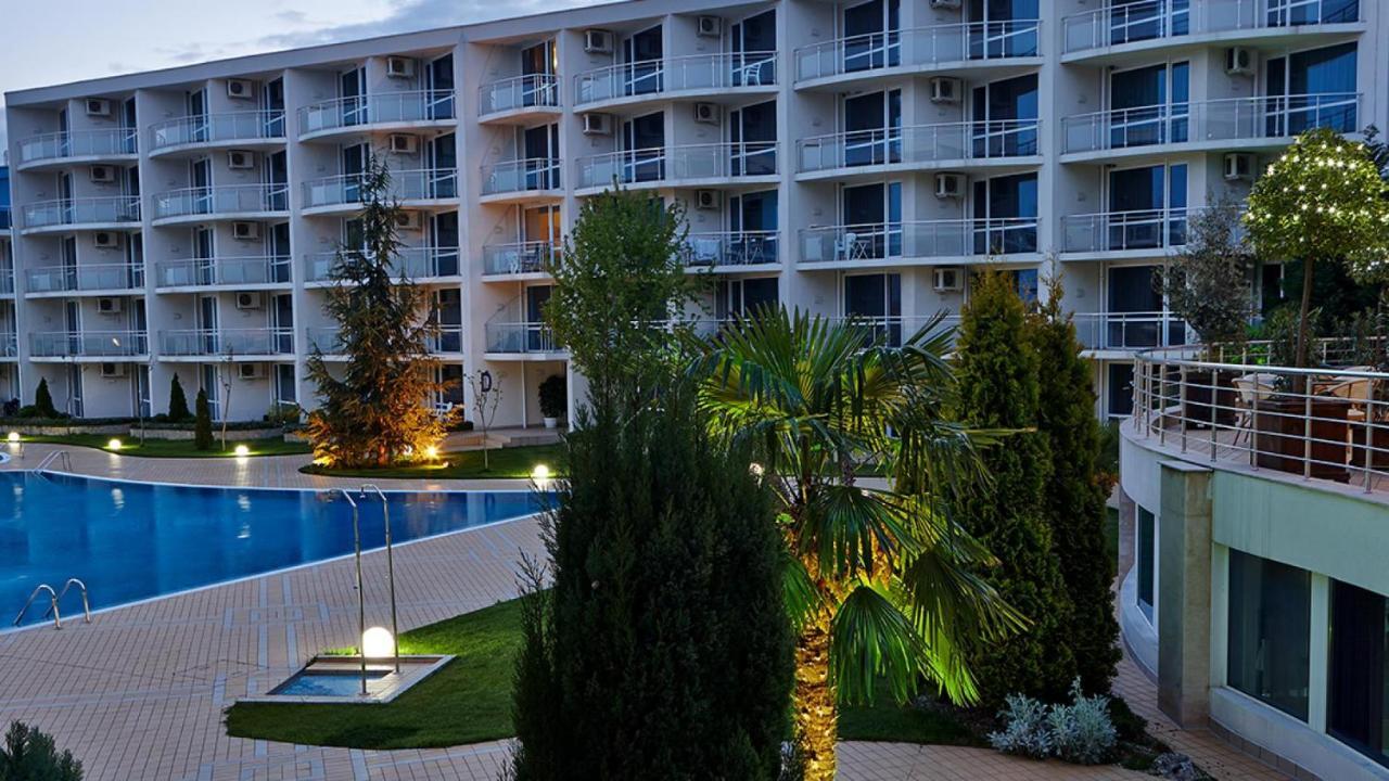 Design Studio In Atlantis Resort&Spa, Burgas Airport Luaran gambar