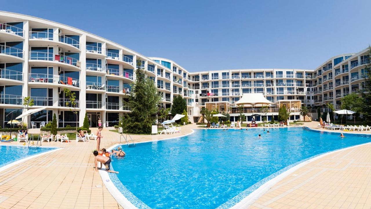 Design Studio In Atlantis Resort&Spa, Burgas Airport Luaran gambar