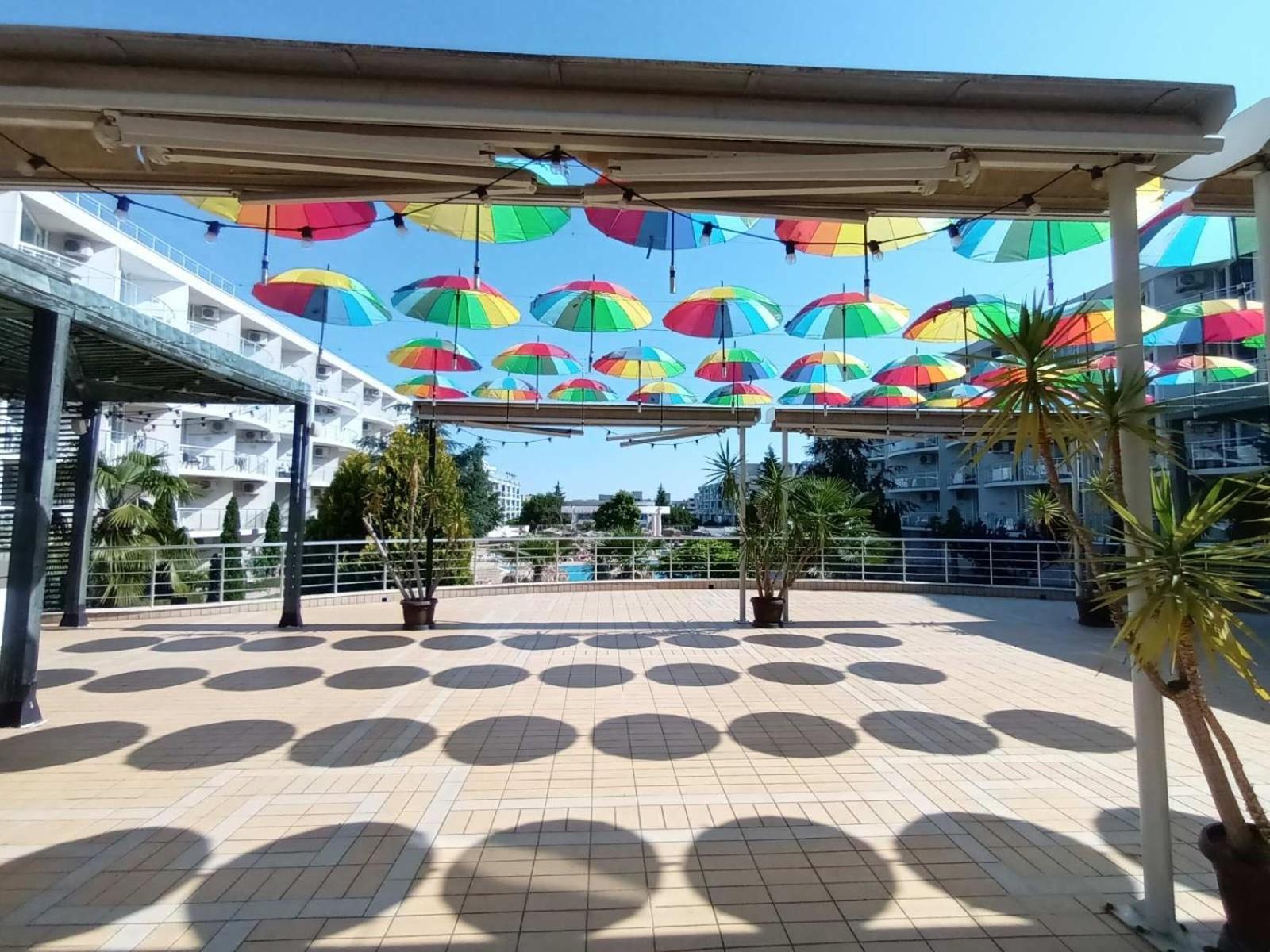 Design Studio In Atlantis Resort&Spa, Burgas Airport Luaran gambar